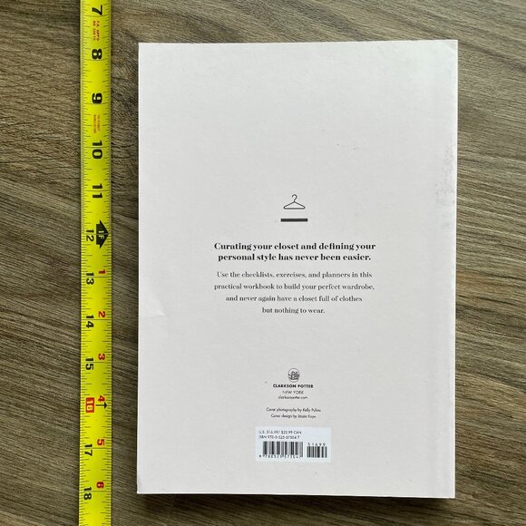 The Curated Closet Workbook, by Anuschka Rees  $12 - Picture 4 of 4